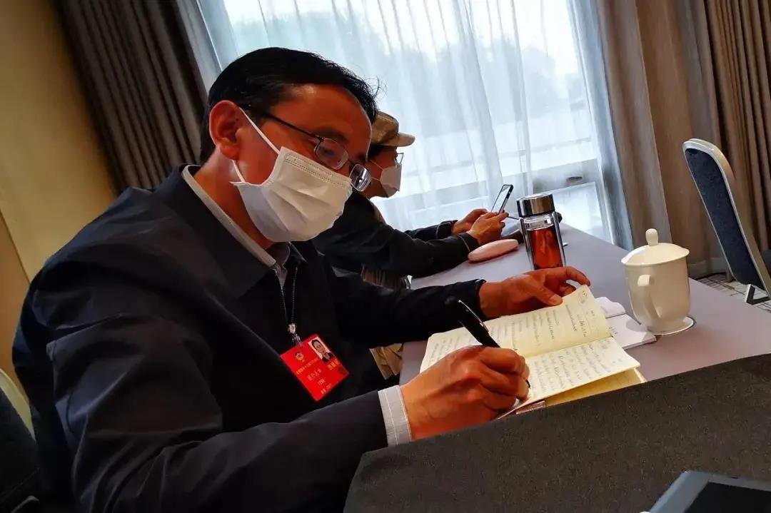 图登克珠.jpg