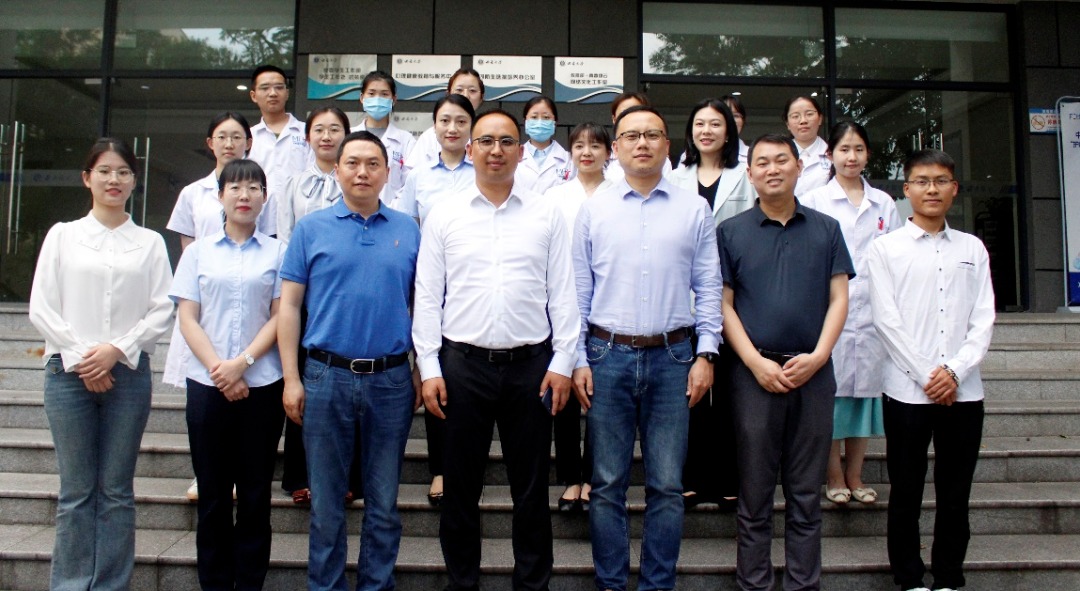 校友企业中新美陆（重庆）眼科医院有限公司向西南大学捐赠仪式顺利举行